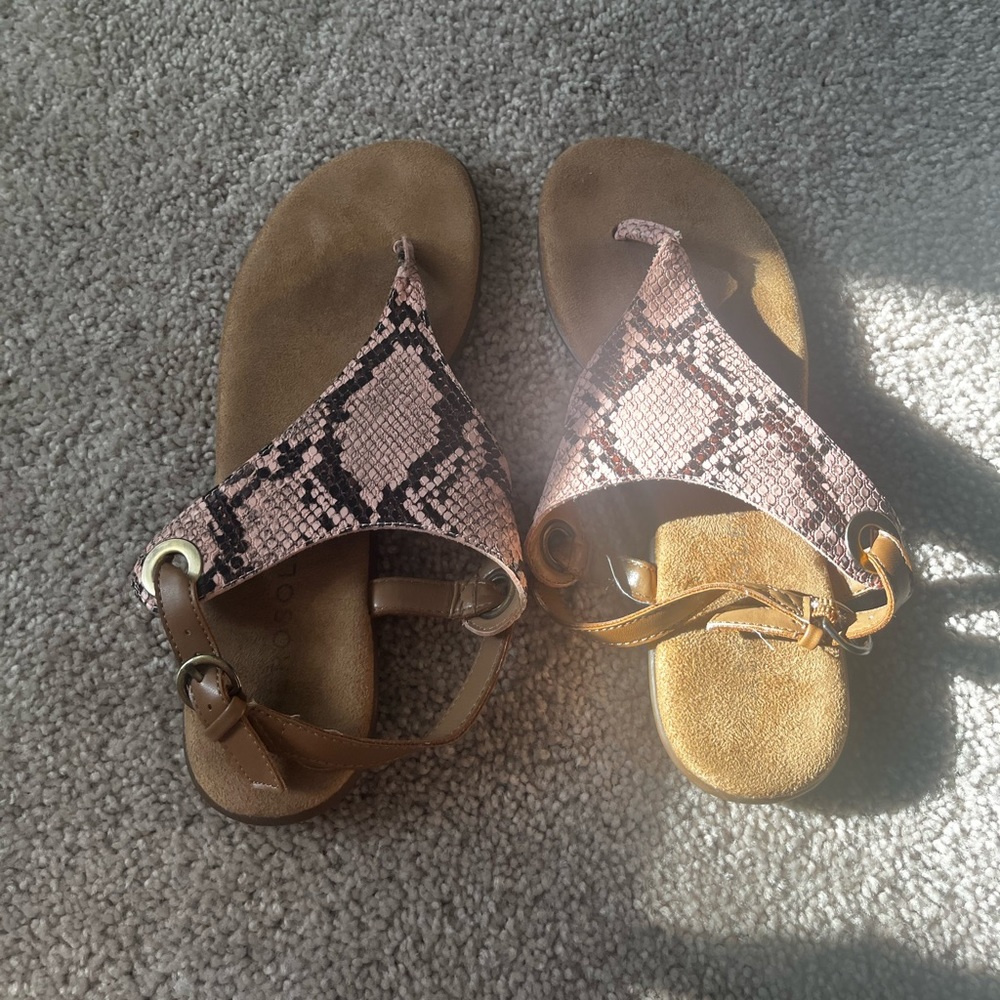 Women’s size 7.5 sandals
